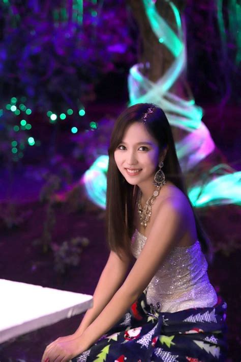 mina photos|Photos of TWICE's Mina smiling behind the scenes .